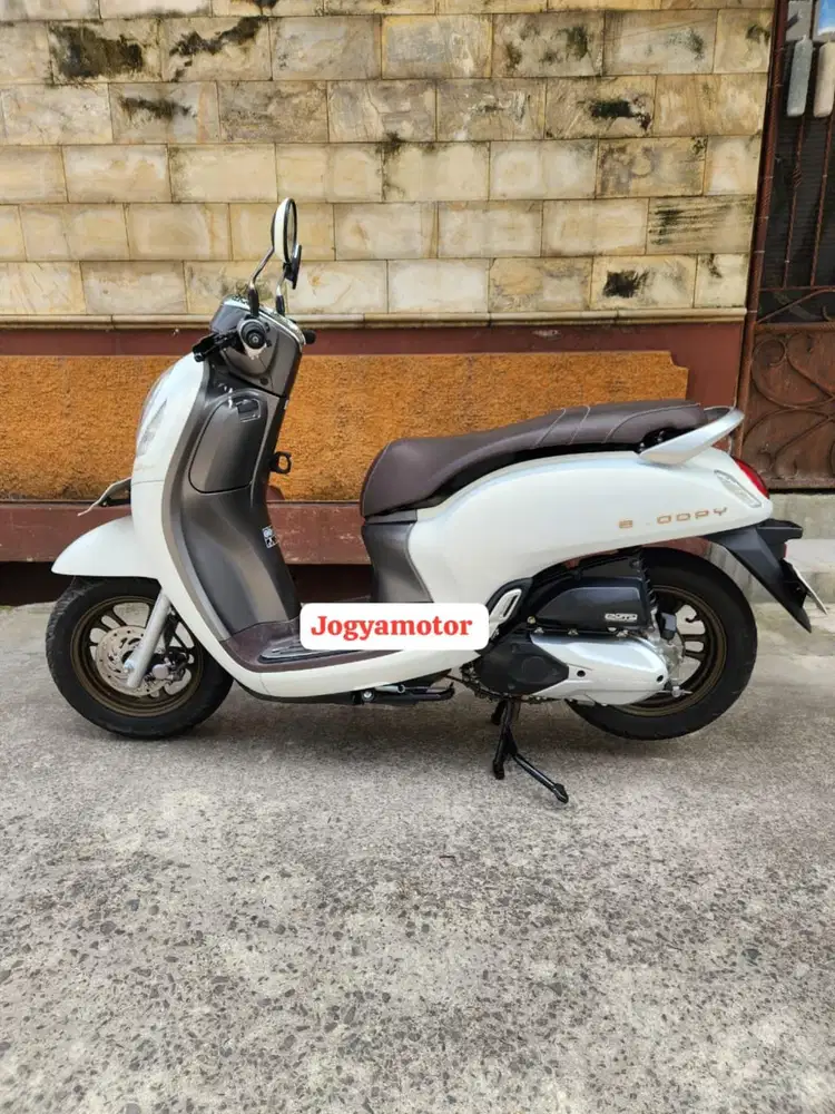 (B) honda scoopy prestige 2023 cash & credit