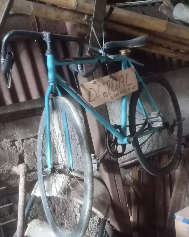 Sepeda dijual jenis sepeda balap dan sepeda jengki