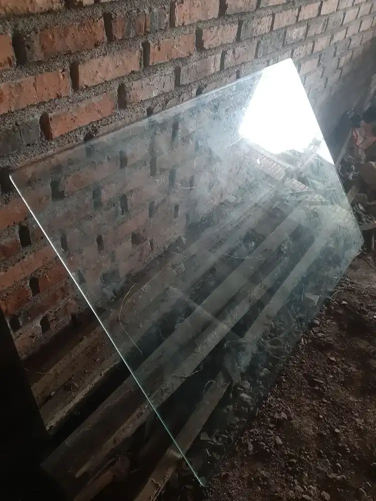 Kaca Bongkaran Meja