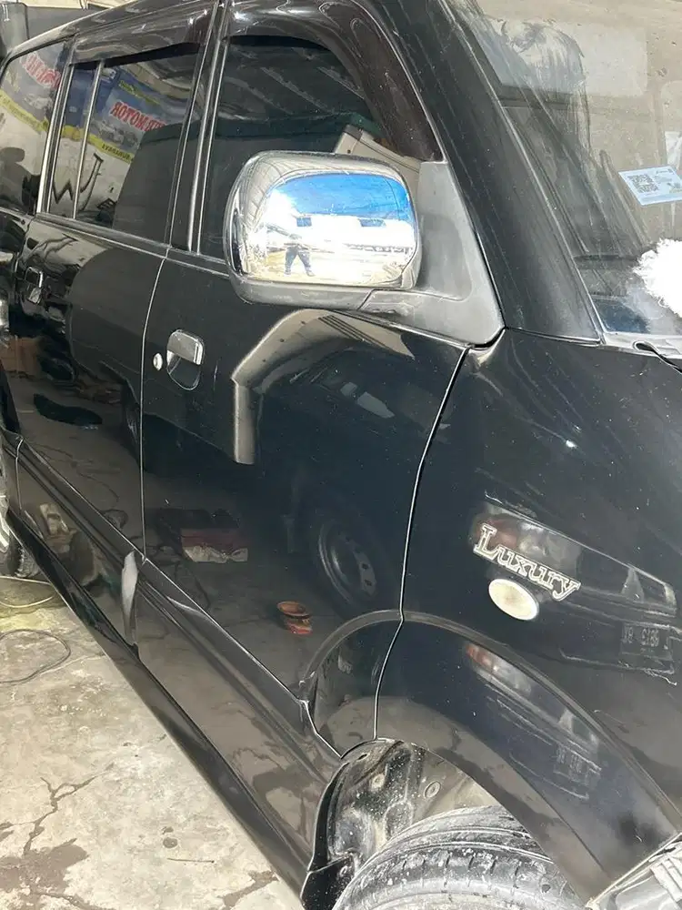 Suzuki Apv Sgx Luxury th 2010