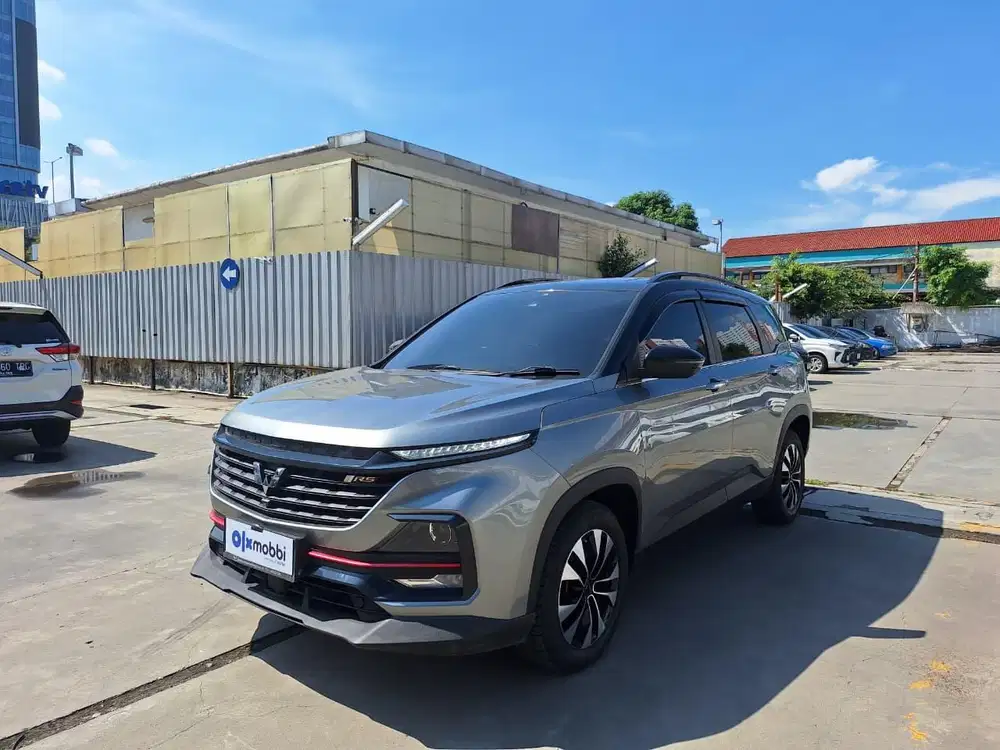Pajak Panjang - Wuling Almaz RS 1.5 Exclusive 7-Seater Bensin-AT 2022