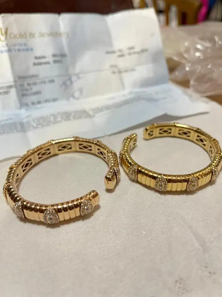 Terima jual beli emas dan berlian