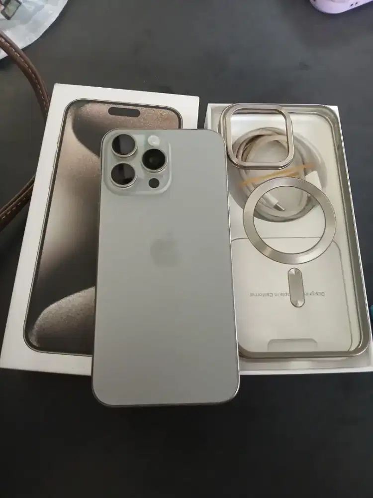 IPhone 15 pro max 256Gb IBox