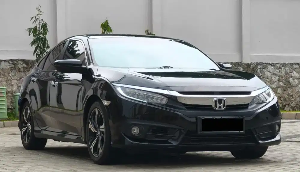 Honda Civic Turbo ES Sedan 2016