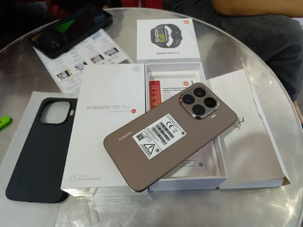 XIAOMI 15T FREE SMART BAND CUMA DI ERAFONE