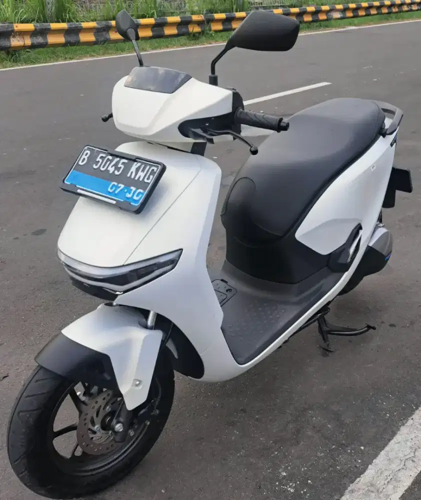 Honda CUV E 2025 like new