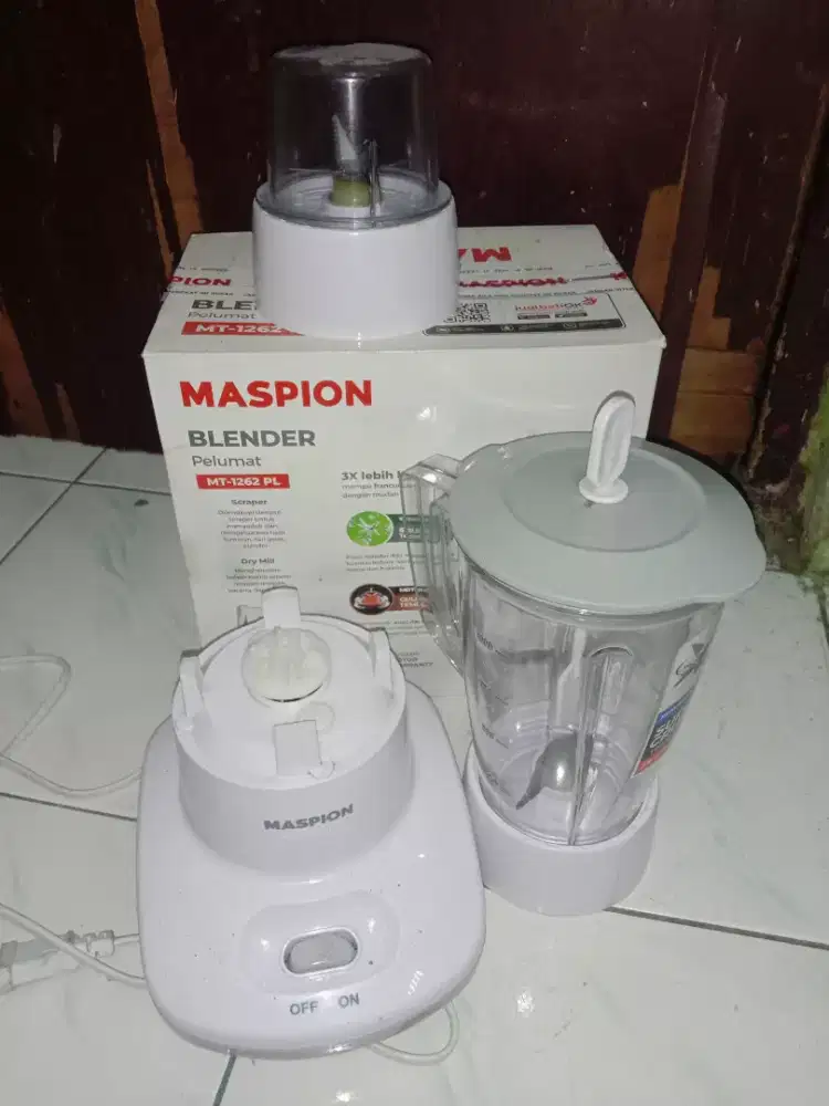 Bllender Maspion MT-1262 PL