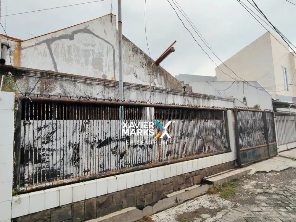 Dijual Rumah Hitung Tanah di Karangempat Tambaksari