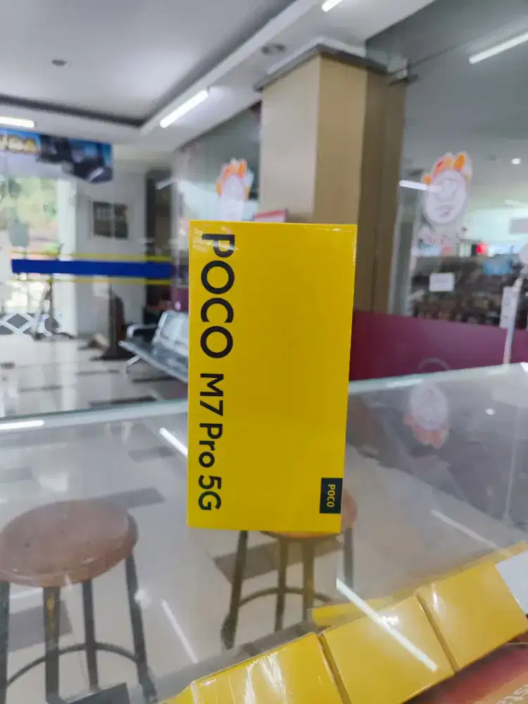 Xiaomi poco M7 pro 5g 8/256 Hitam limit