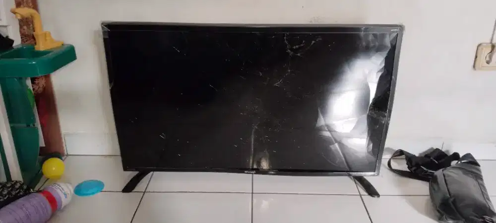 TV rusak merk sharp