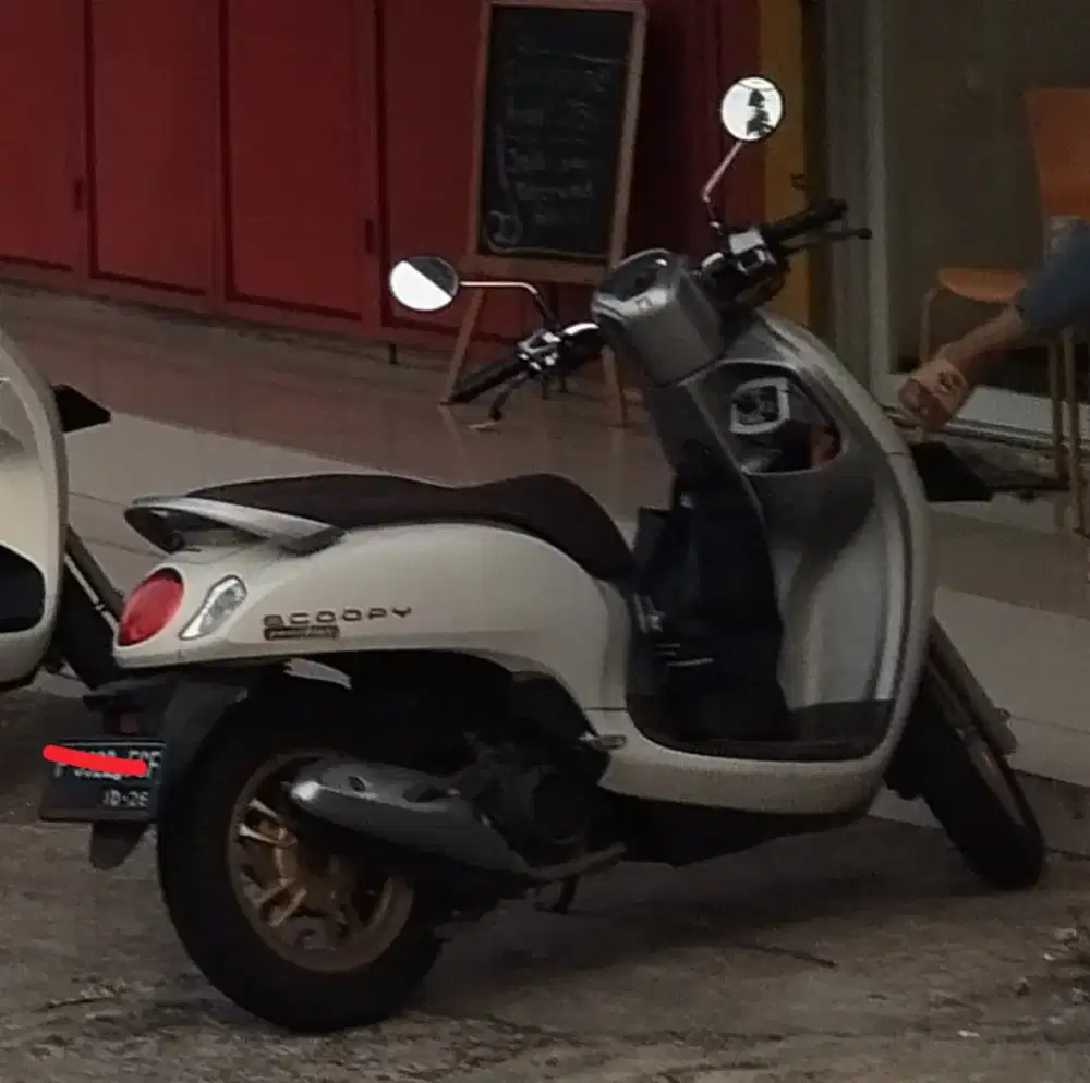 Scoopy Prestige Doff White 2021