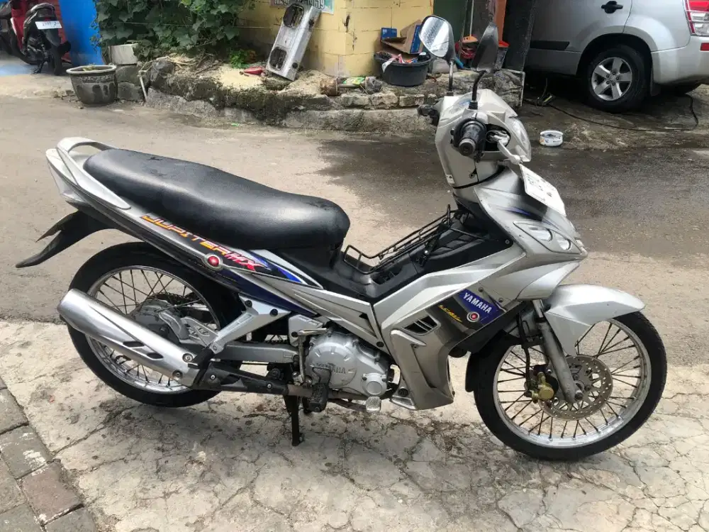 Yamaha jupiter mx 2005 mulus
