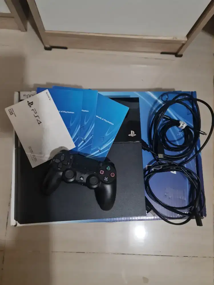 PS4 Fat 500 GB OFW Original Serial Number Match