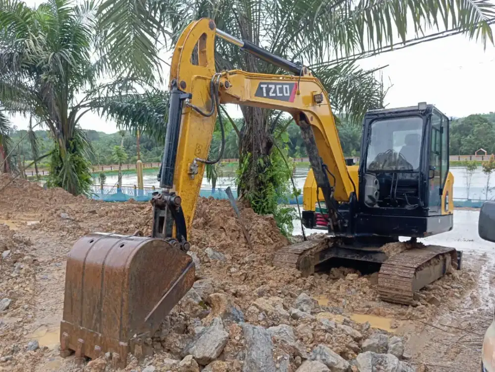 Rental Excavator Mini di IKN
