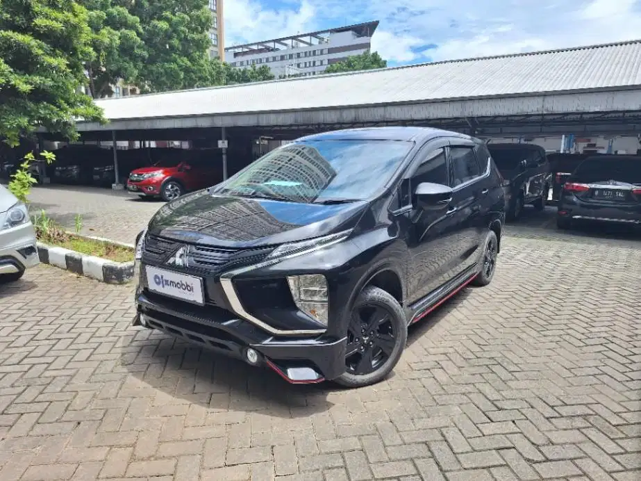 LOW DP Mitsubishi Xpander 1.5 Exceed Bensin-MT 2019 ZKQ