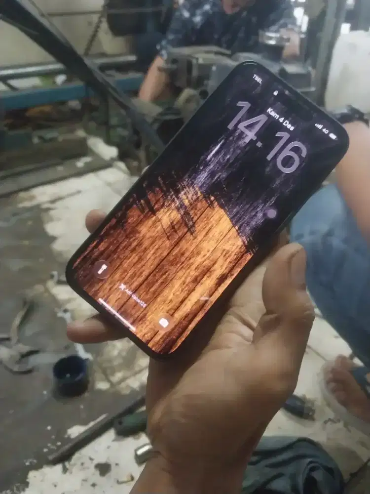 Cari kembslian iphon14 promax 128 ibox