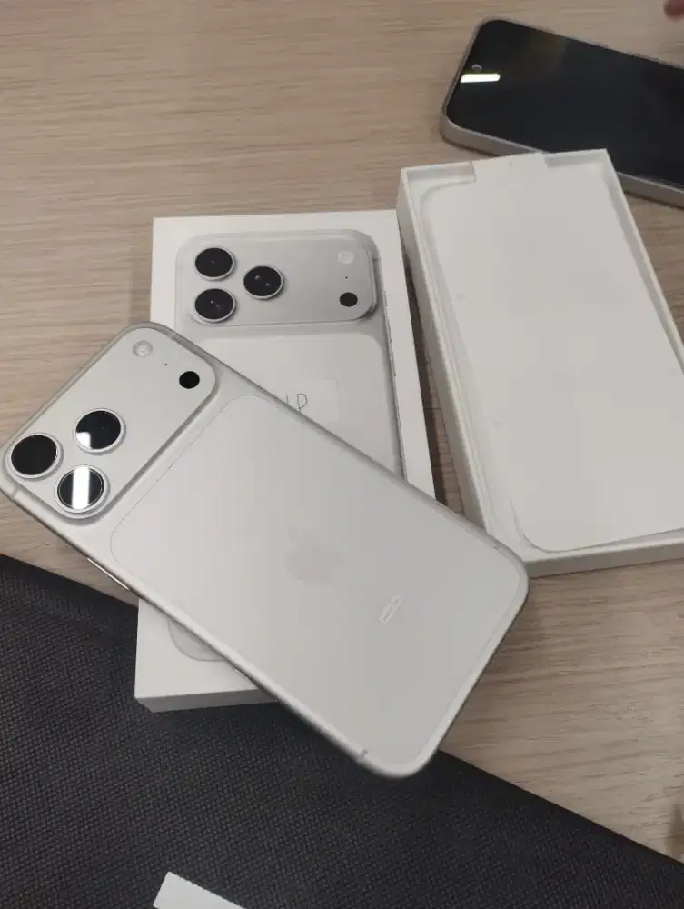 Iphone 17 promax 256gb