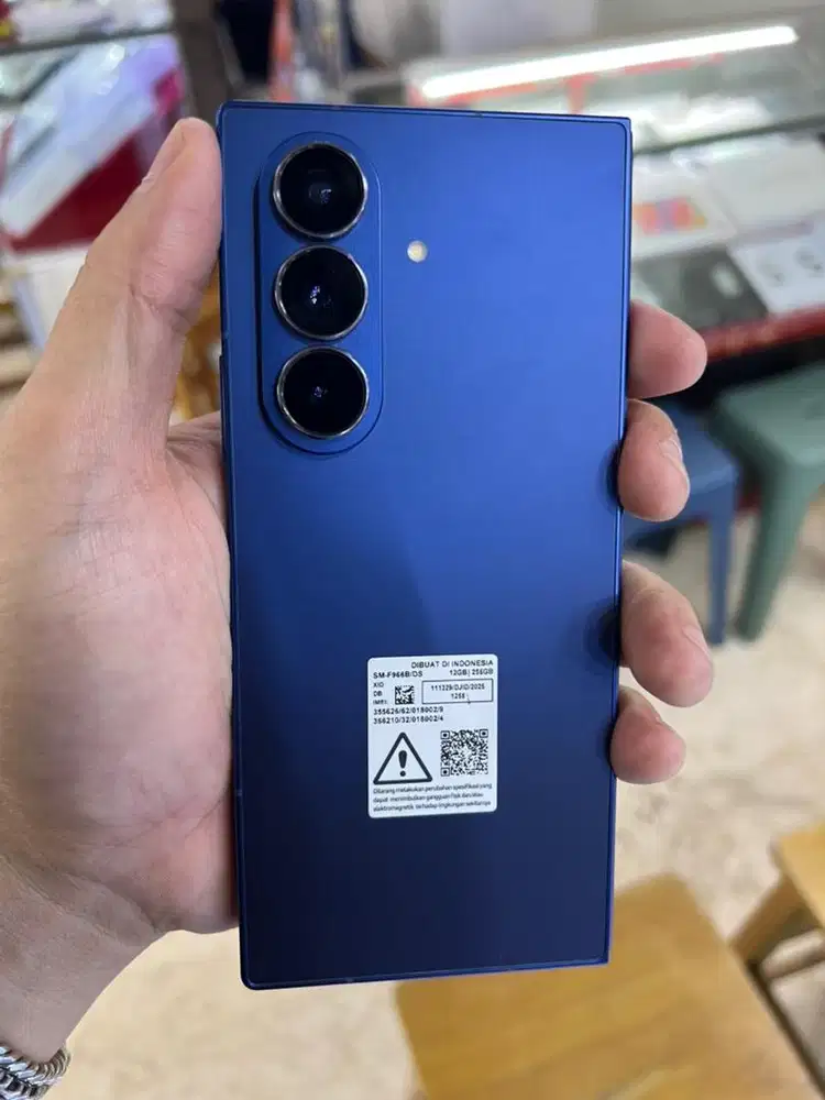 Samsung fold 7 256 garansi resmi panjang september 2026 mulus perfect