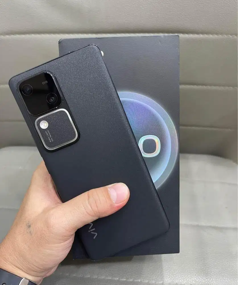 Vivo V30 5G 12/512 Second