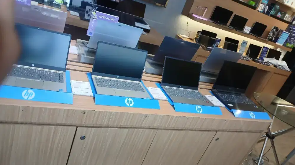 HP 14 EP-0231TU Intel core i3 1315U