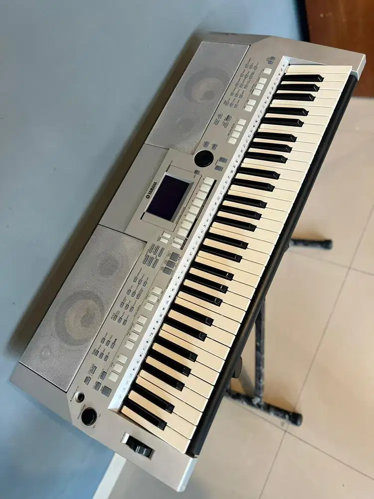 Keyboard Yamaha PSR S500