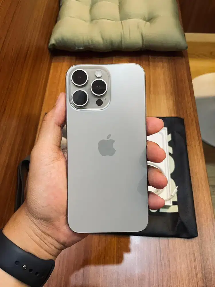 iPhone 15 Pro Max 512GB Natural Titanium iBox