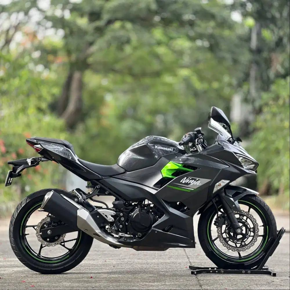 KAWASAKI NEW NINJA 250 FI GREY 2023 KM 3K PAJAK PANJANG SUPER MULUS