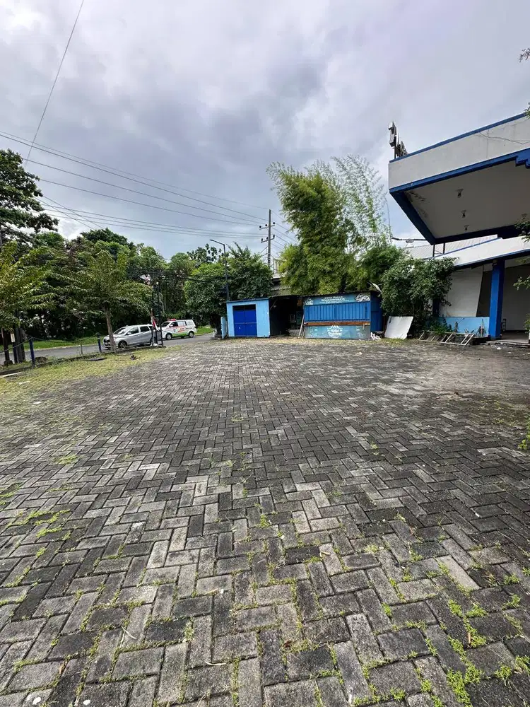 Dijual/Sewakan Gedung Komersial Area Nol Raya Jemursari Pusat CBD NEGO