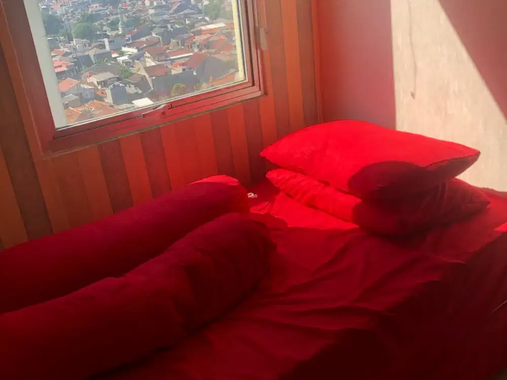 APARTEMEN GREEN PALACE HOEK 3BR FURNISHED SIAP HUNI DI KALIBATA