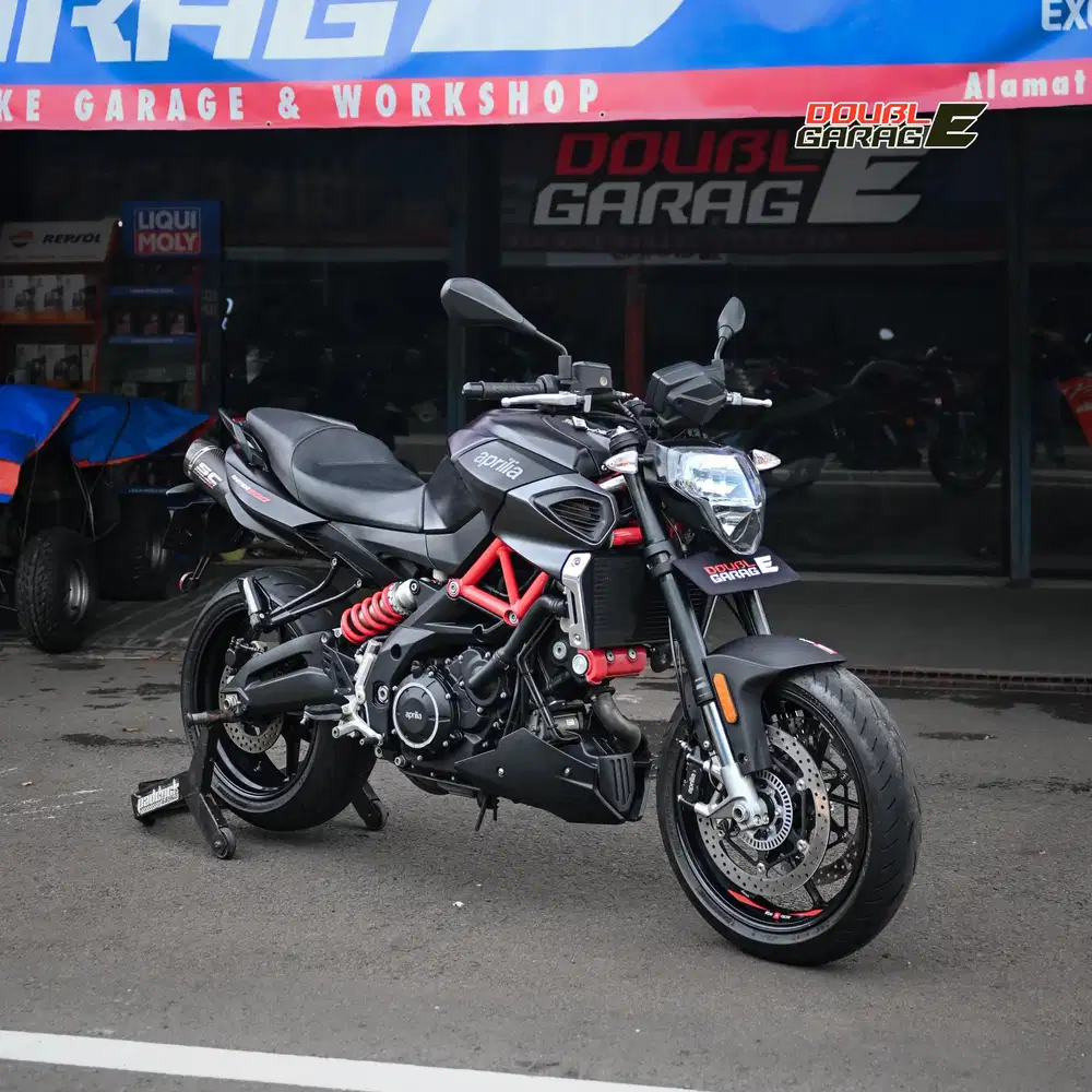 APRILIA SHIVER 900  HITAM 2019 FULL PAPER