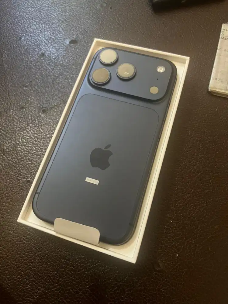 Iphone 17 pro 256 ibox bh 100 mulus perfect