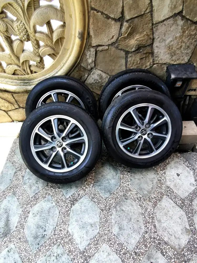 MURAH velg ORIGINAL ring 14 bisa Tt barang apa saja