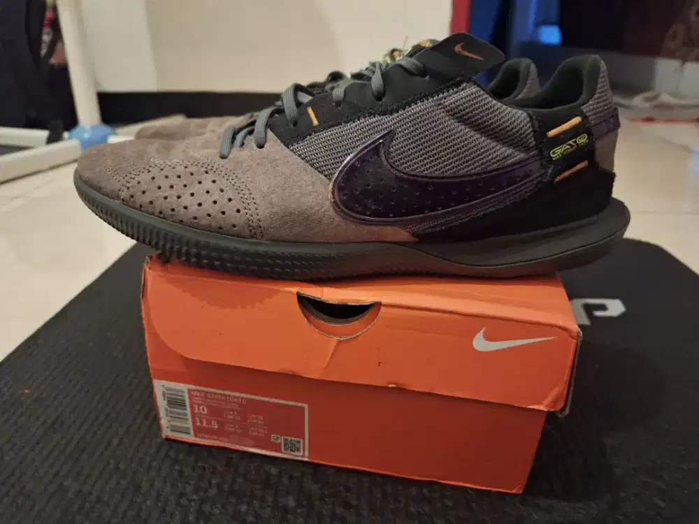 Sepatu futsal nike streetgato