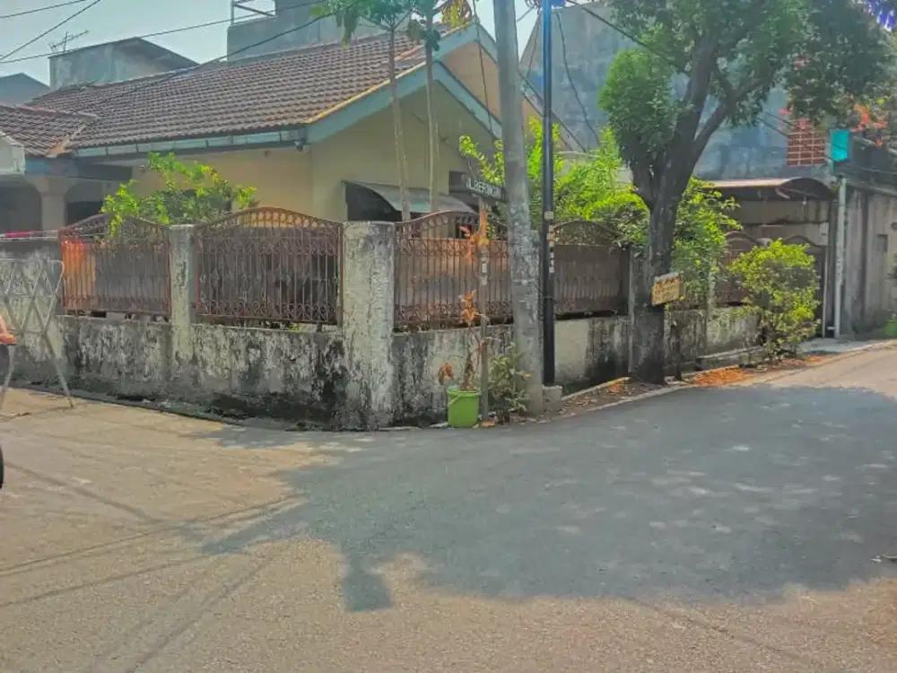 DIJUAL RUMAH HOOK JALAN BERINGIN RAYA CENGKARENG BARAT JAKARTA BARAT