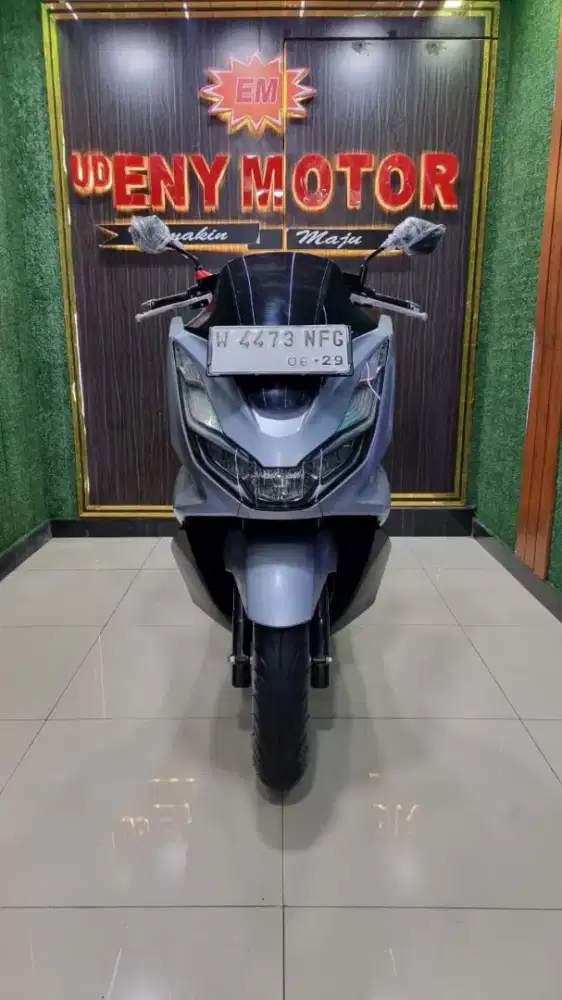 UD ENY MOTOR- HONDA PCX CBS TAHUN 2024 SILVER