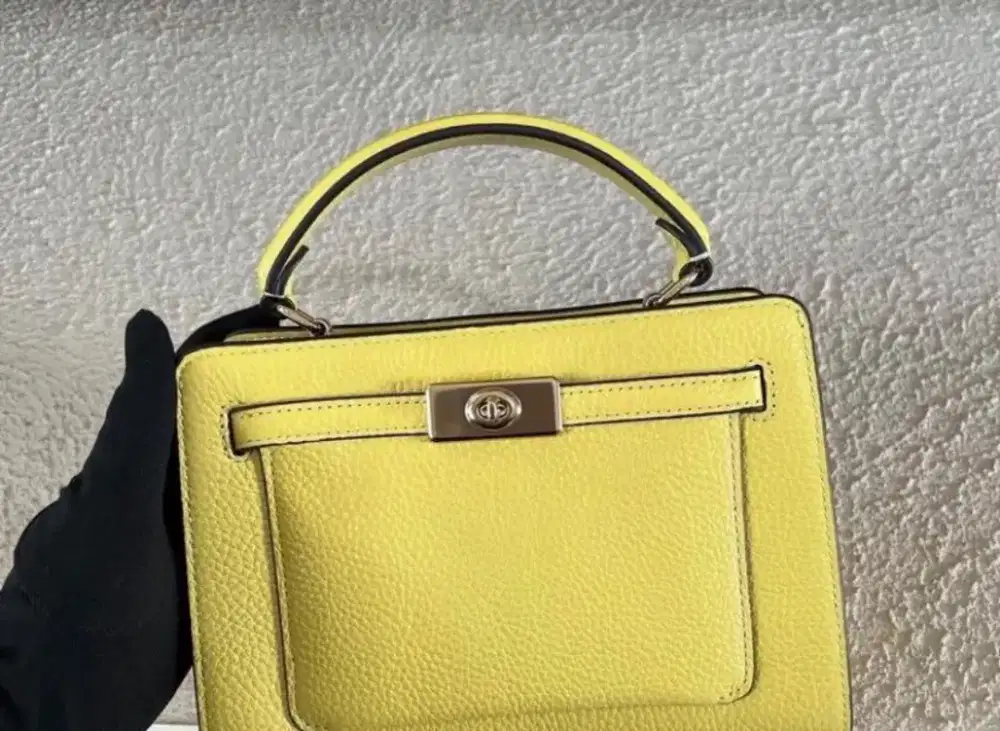 COACH Mini Bag Top Handle/Crossbody – Yellow | Authentic 1000% | NWT
