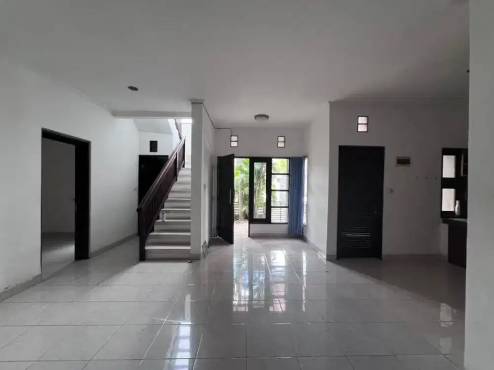 RUMAH 2 LANTAI – PERUMAHAN CLUSTER ONE GATE, GUNUNG SALAK, DENPASAR BARAT