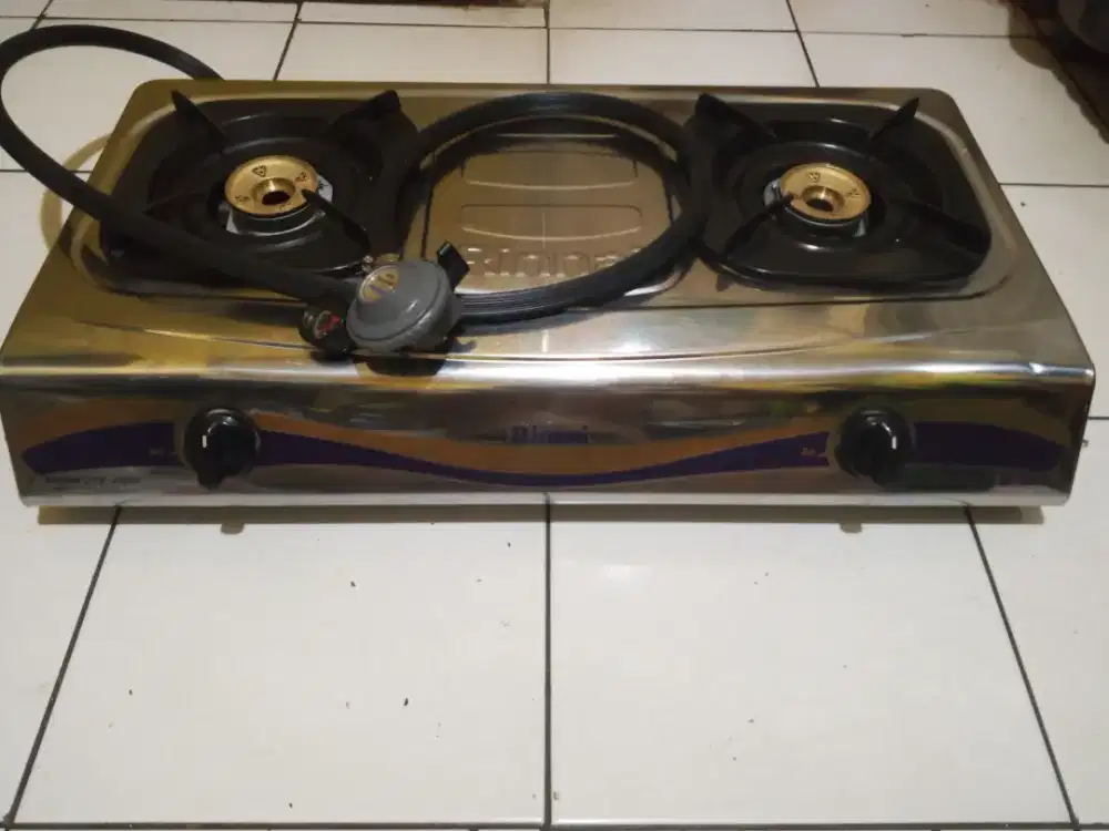 Kompor gas Rinnai 2 tungku + selang regulator