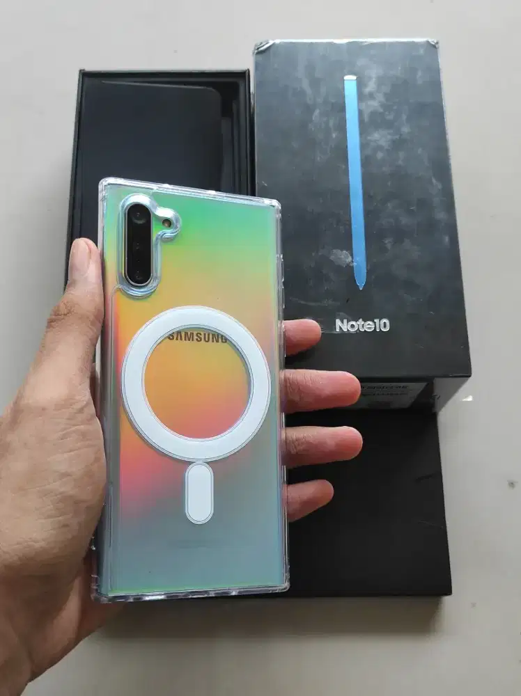 Samsung Note10 8/256 sein