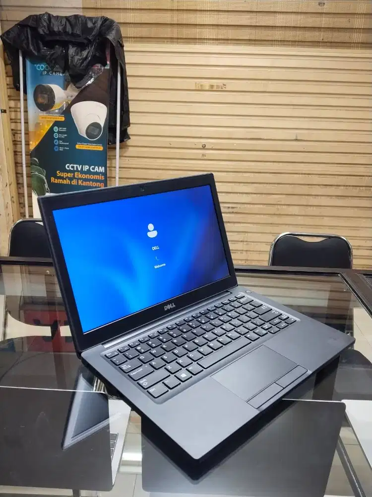 DELL Latitude 7280 i5 7300U RAM 8GB SSD 256GB NVMe Layar 12.5 Inch HD