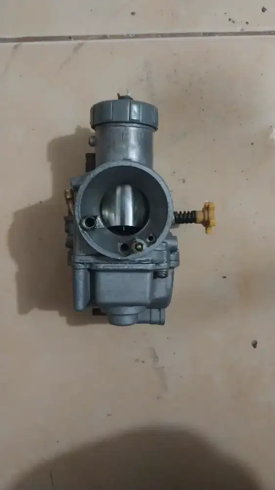 Karburator pe 28