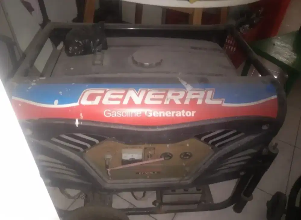 DI JUAL GENSET 5000 WATT BENSIN
MERK GENERAL LILITAN ASLI TEMBAGA