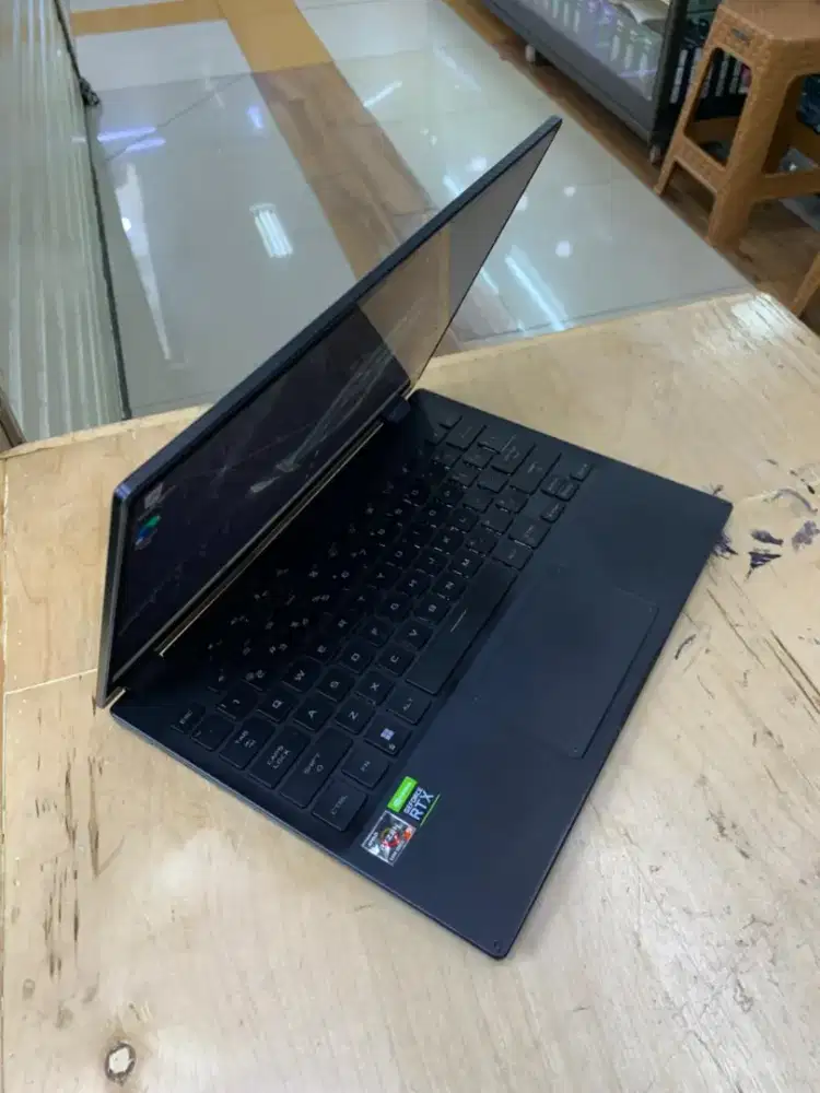 ASUS ROG FLOW X13 (GV301R)
PROCESOR AMD RYZEN 9 6900HS
VGA NVIDIA RTX