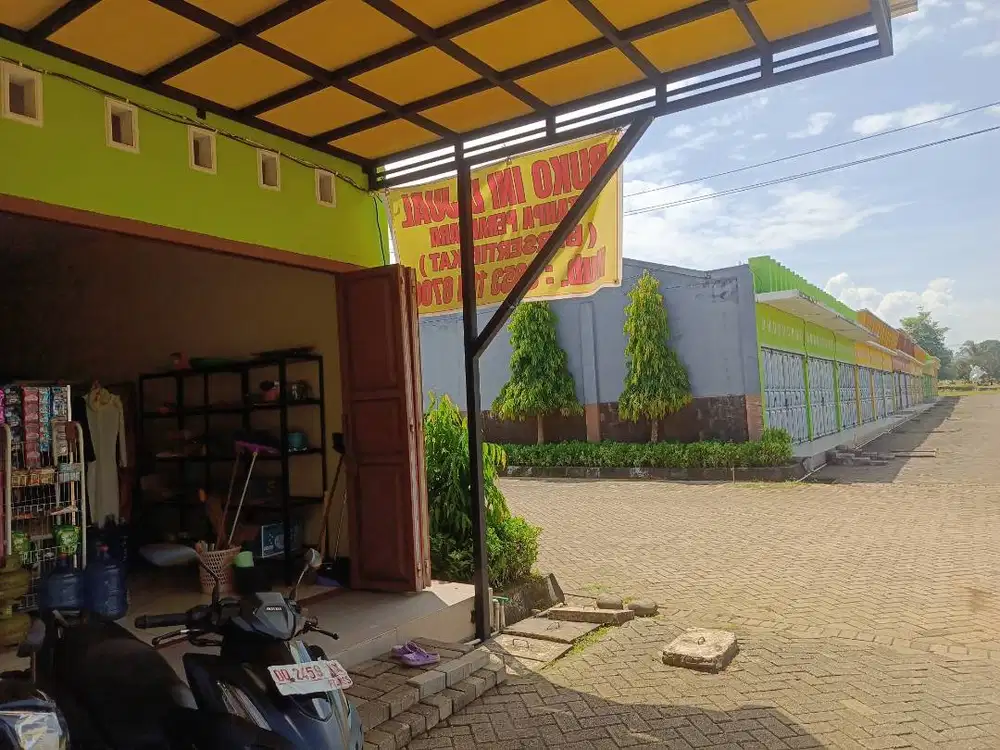 Ruko siap usaha perumahan komersil