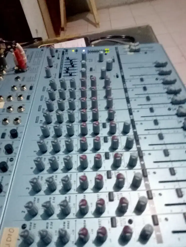 Mixer roxy vx 1832fx segel