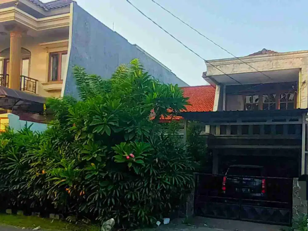 DIJUAL RUMAH SEMI TUSUK SATE GAYUNGSARI BARAT DEKAT TOL SURABAYA