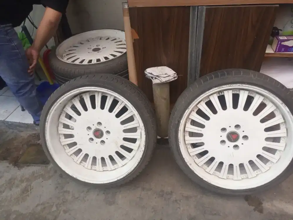 Dijual velg ring 20/35