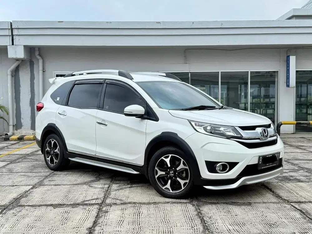 Honda BRV BR-V Prestige 2016 Low KM 37RB Antik