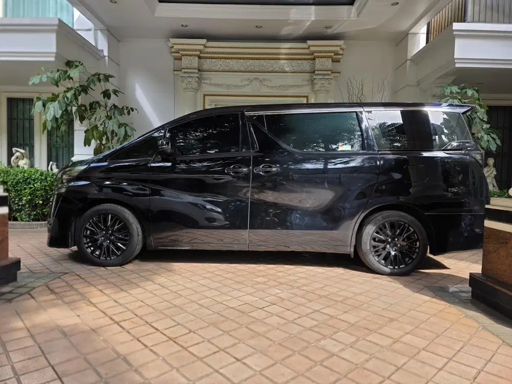 Toyota Vellfire 2017 Bensin