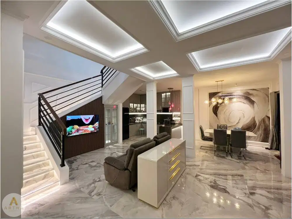 Rumah di Kembar Pasirluyu BKR ada Kolam Renang Semi Furnished